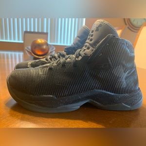 Under Armour Curry basketball shoes